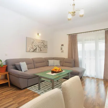 Nenad 1812 Apartment Pula